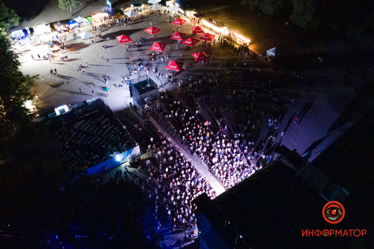  Tommy Cash, Latexfauna  Wildways:       BeZVIZ Festival