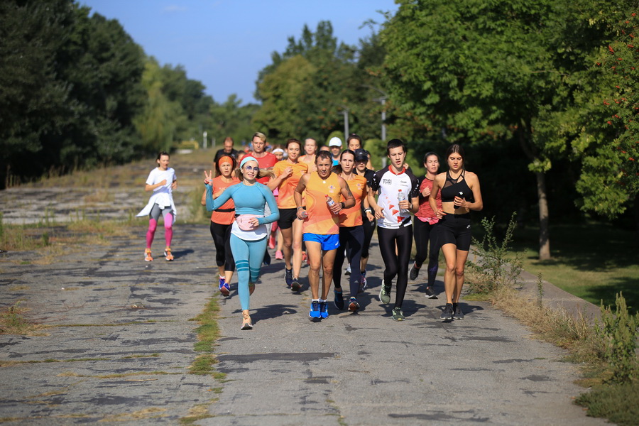        䳿   5th Almaz Group Dnipro Marathon       