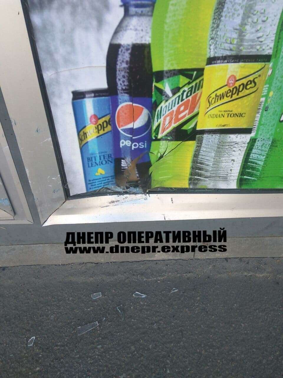       BMW     :   
