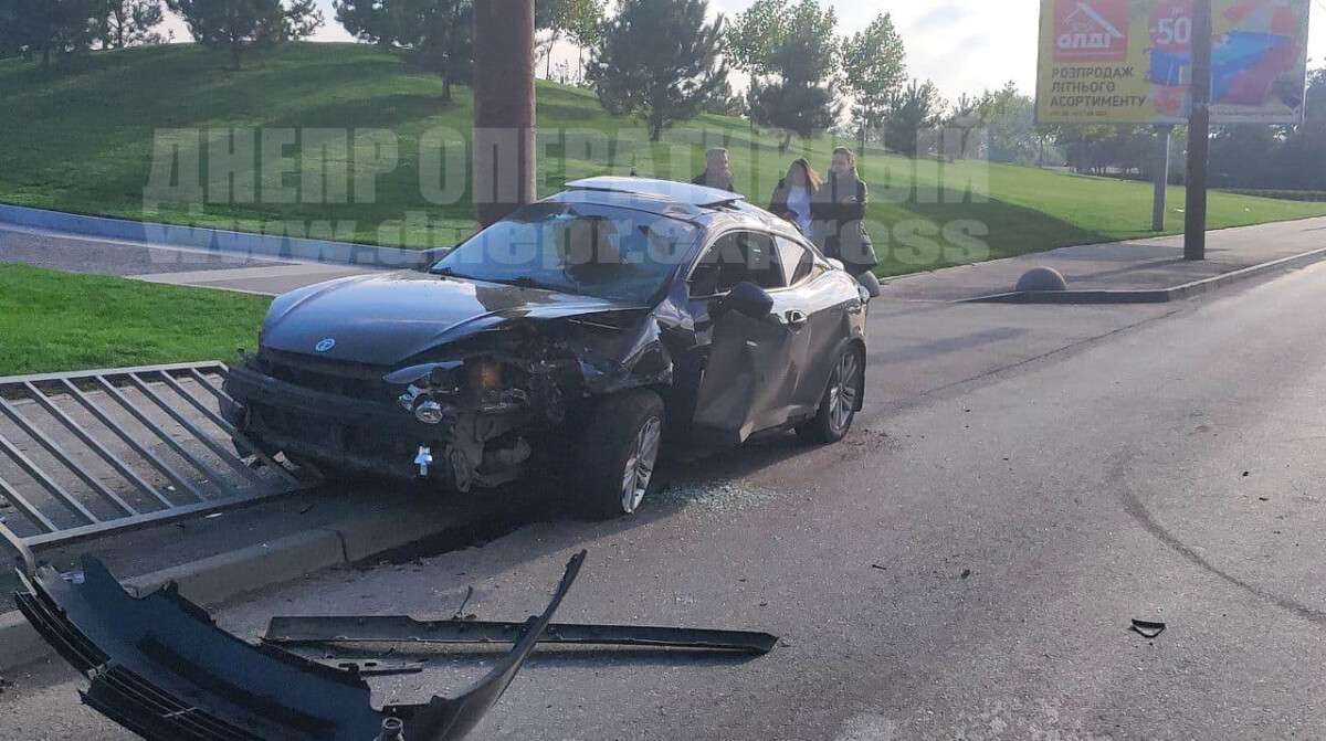       Tiburon   Honda:   