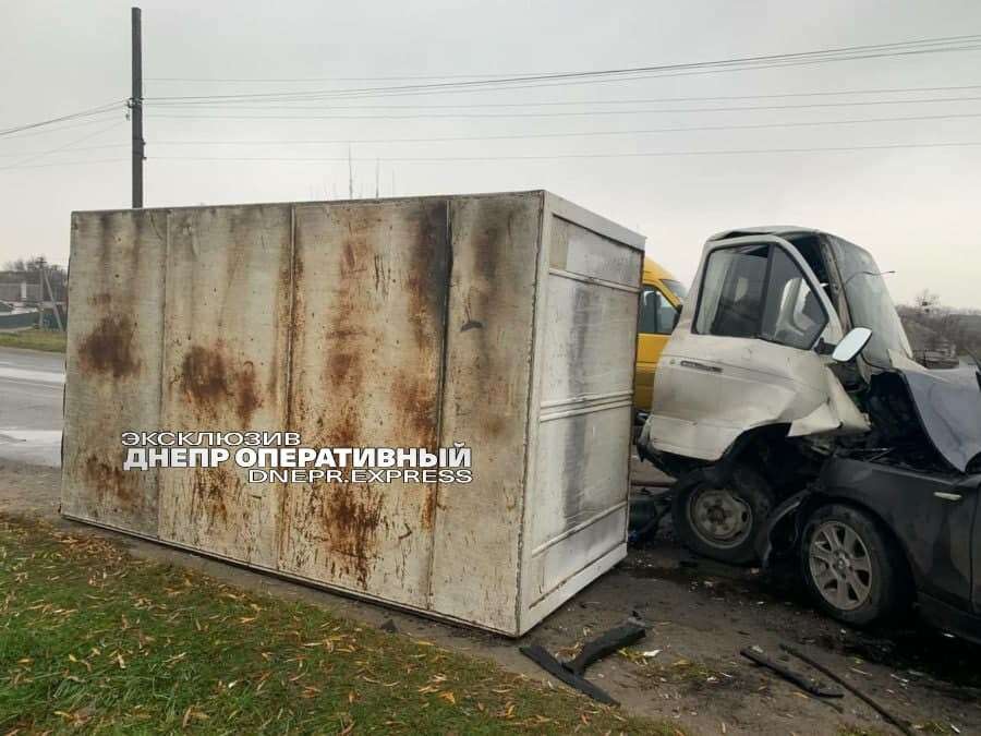   BMW       :   