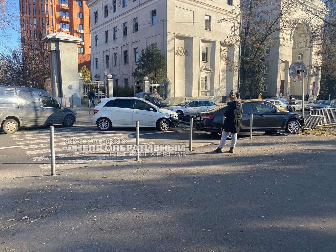    Skoda   Mercedes    