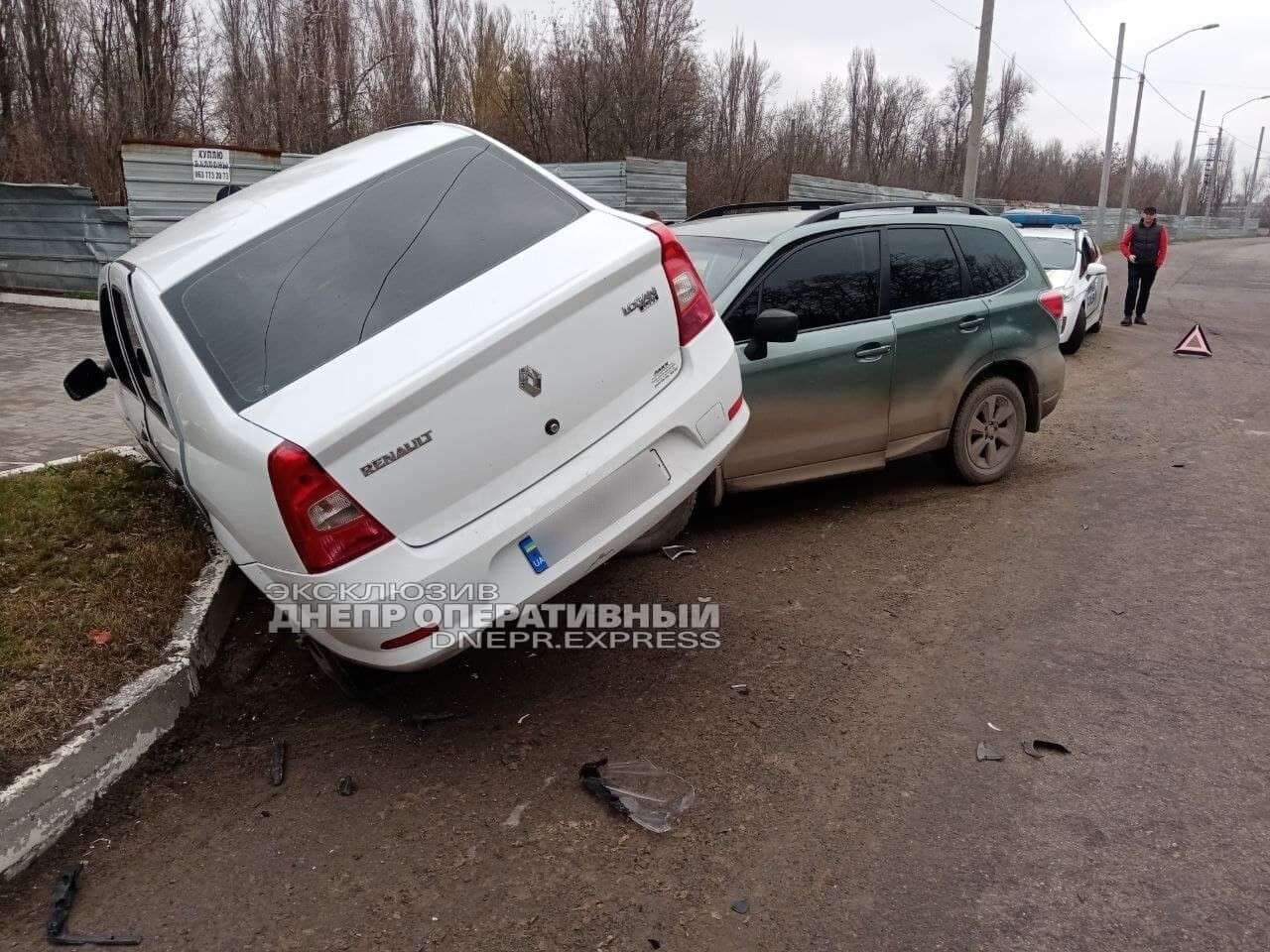       Subaru  Renault:   