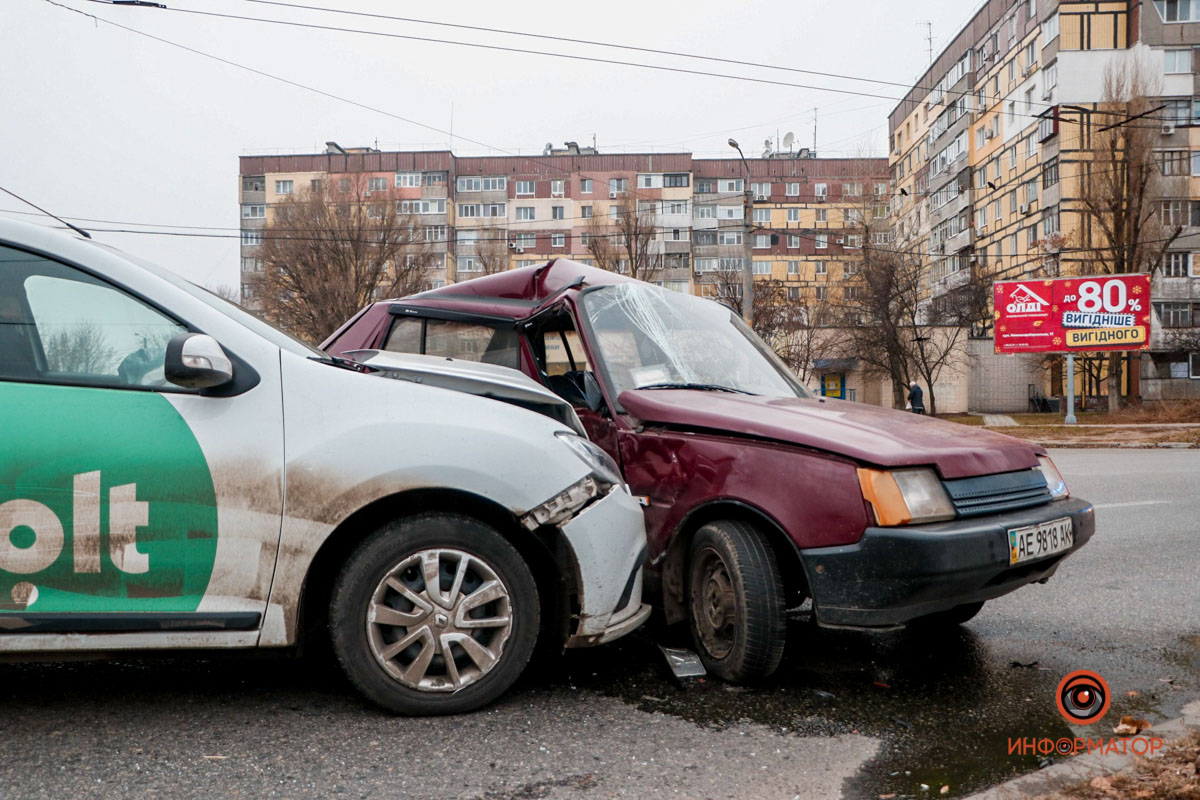       Renault  Bolt  :  