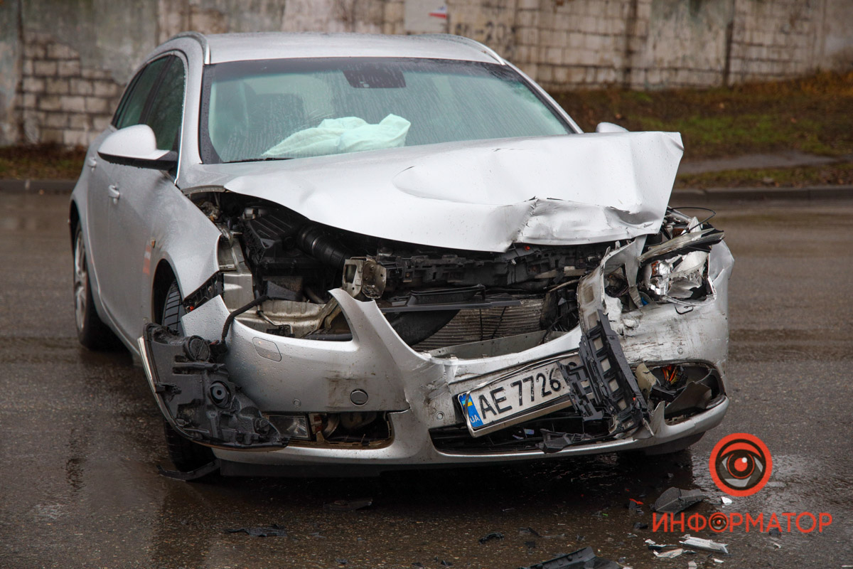       Opel  Mercedes:  