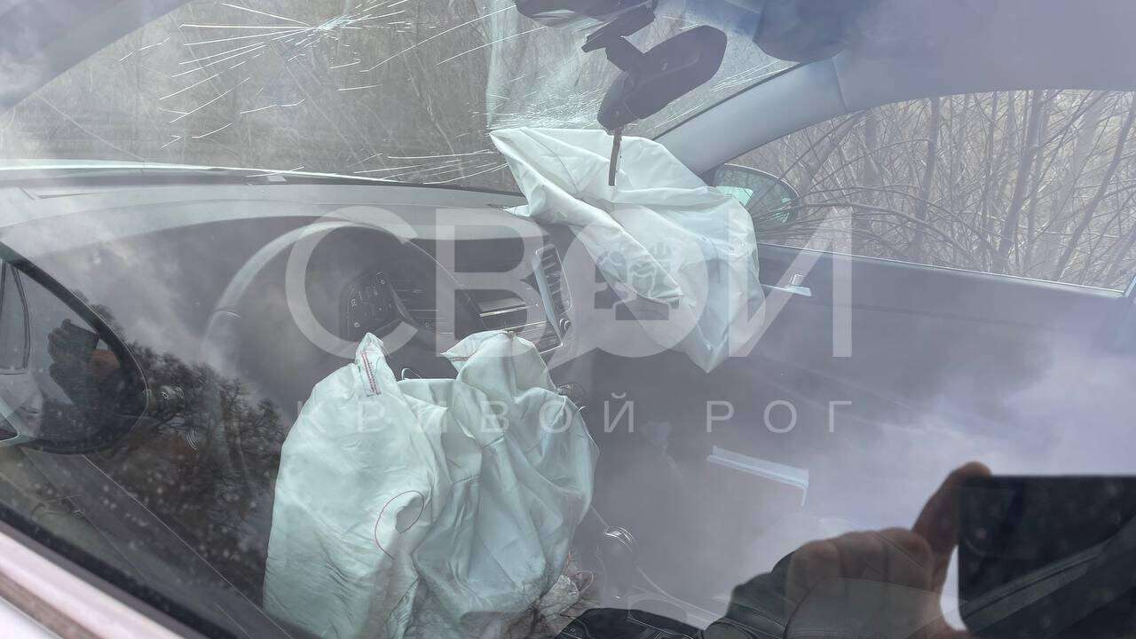        Hyundai    :  