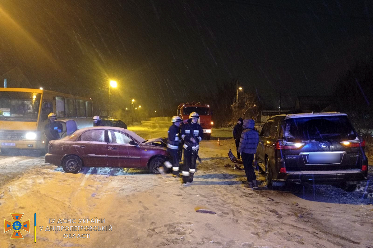           Lexus  Daewoo Lanos:     