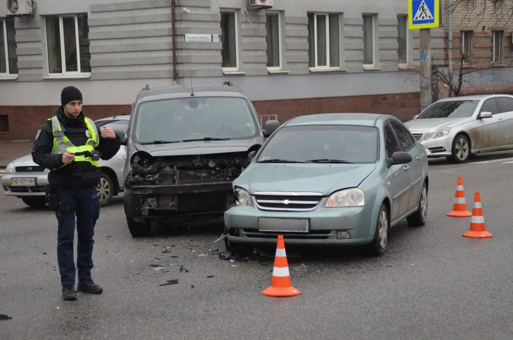    D1     Renault   Chevrolet,  :  