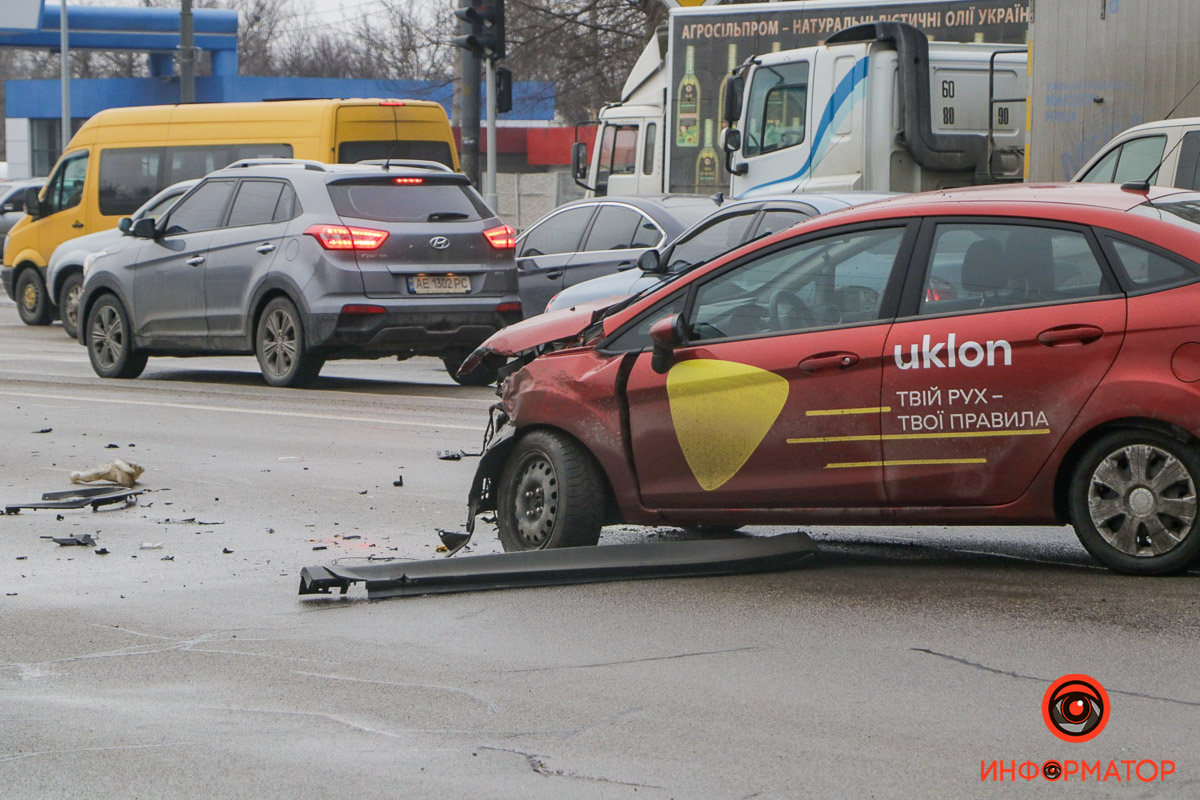        BMW   Uklon:  
