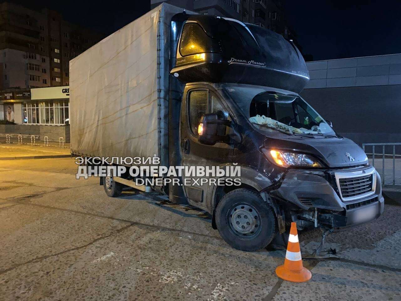    Peugeot  ,  