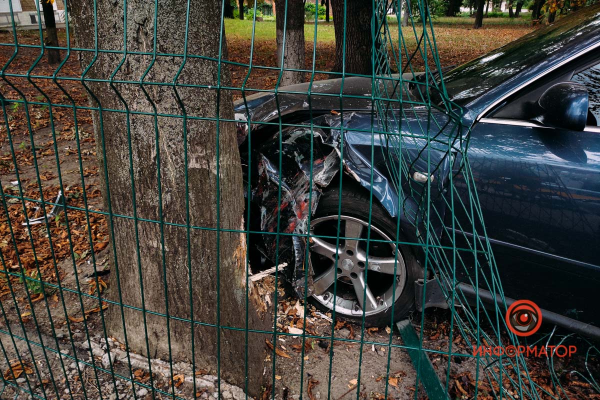     Daihatsu  Audi:    ,  