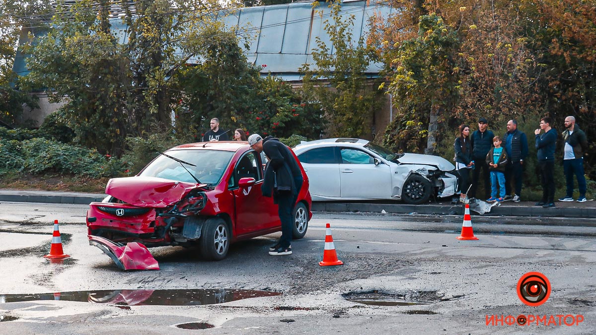     ³  Honda  Lexus:    