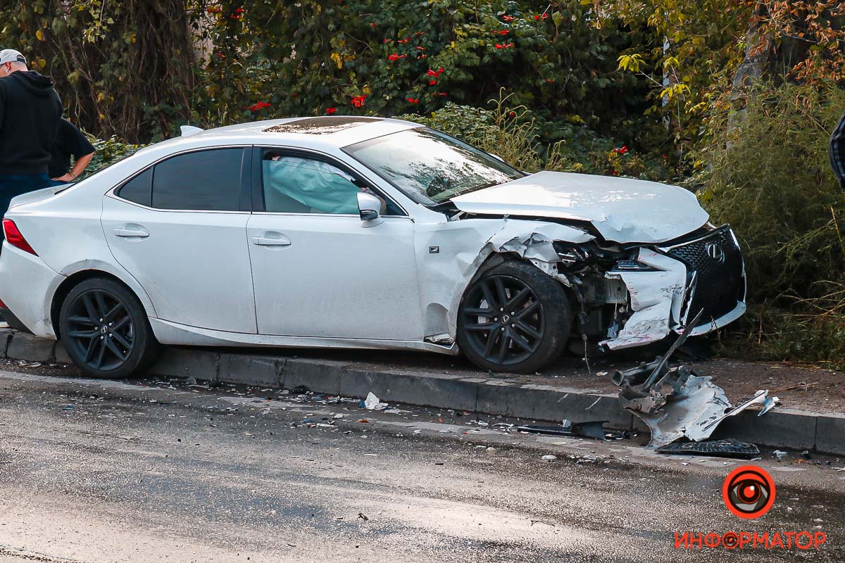     ³  Honda  Lexus:    