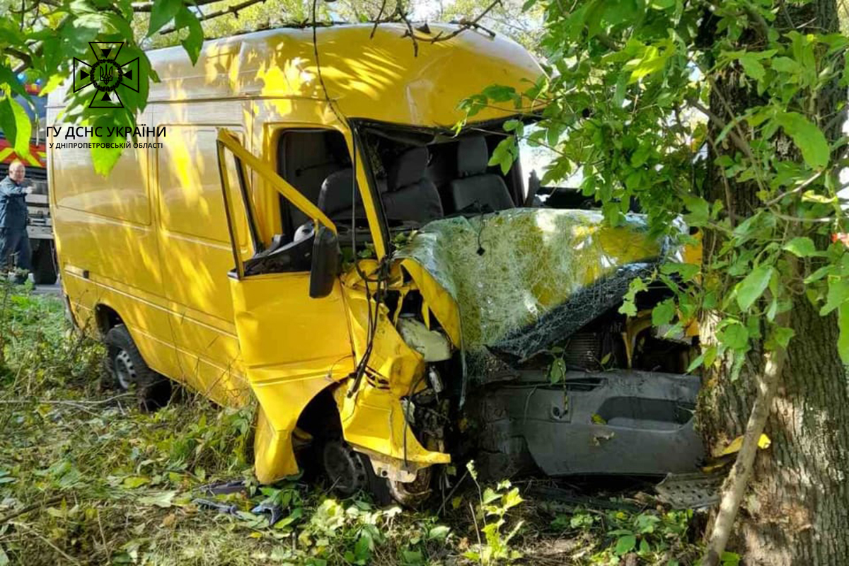     Mercedes-Bens Sprinter   :    