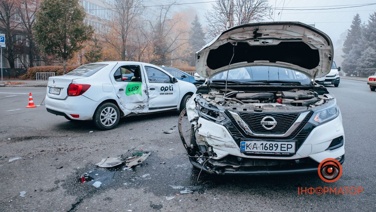     ѳ   Renaut  Nissan:   