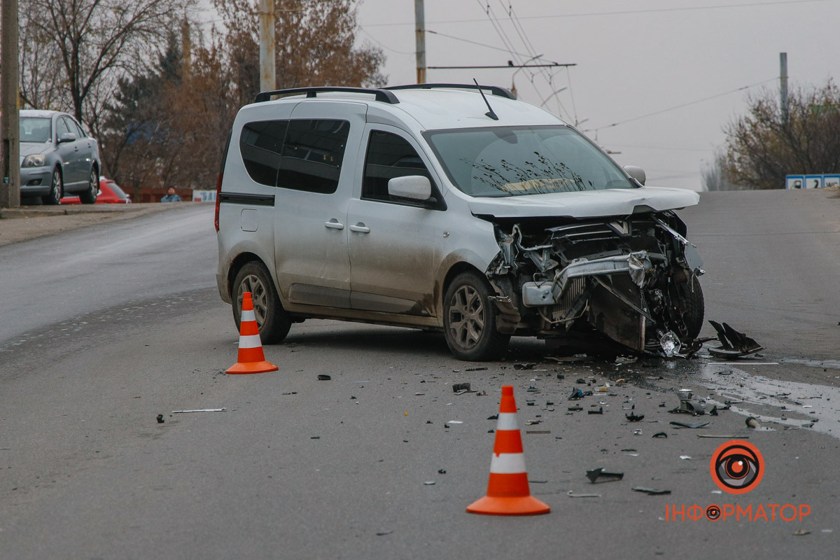       Hyundai  Renault:  