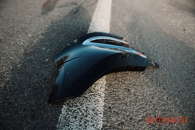  На виїзді з Дніпра Toyota насмерть збила жінку: їй відірвало ногу