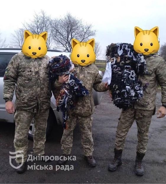 Продукти та маскування: Дніпро вкотре передав допомогу військовим