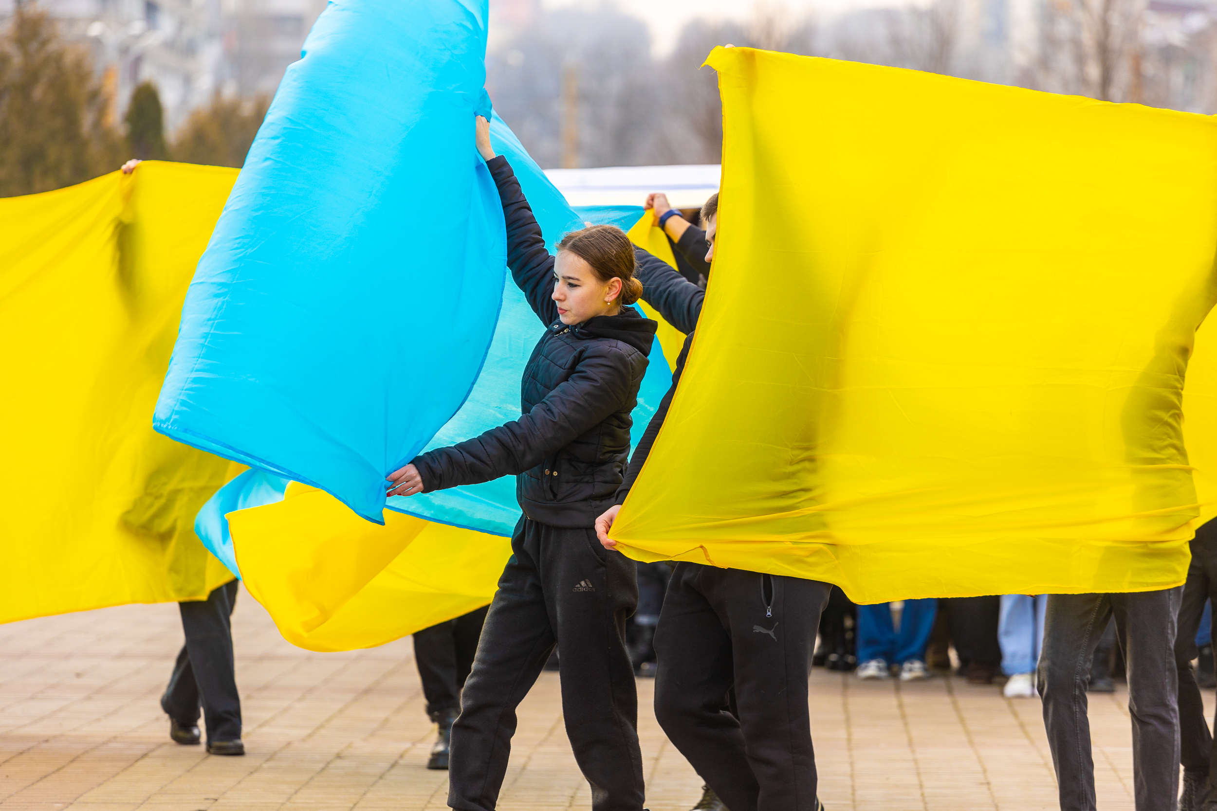  У Дніпрі студенти мистецько-художнього коледжу культури влаштували флешмоб до Дня Соборності України