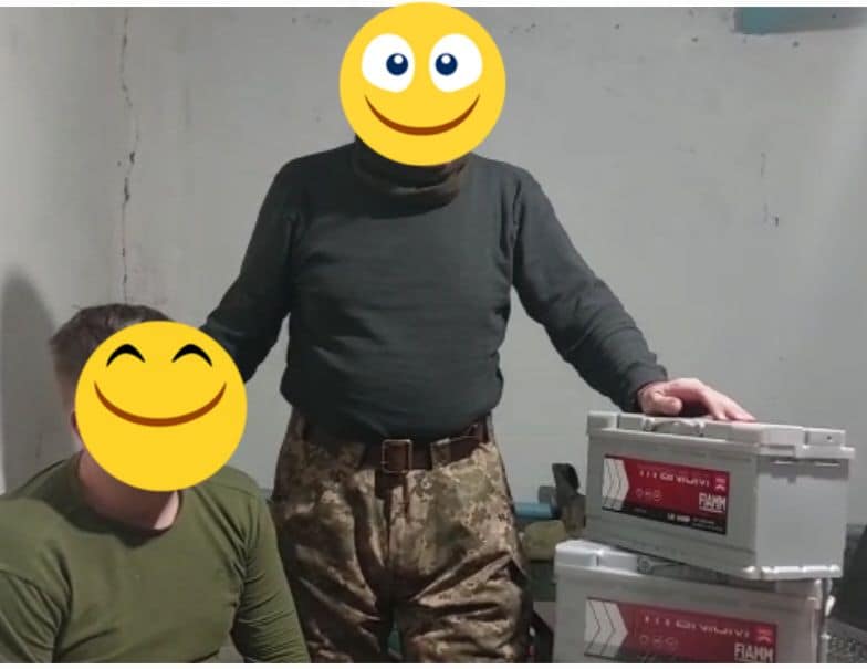  10-річний волонтер із Дніпра купив генератори для наших захисників.