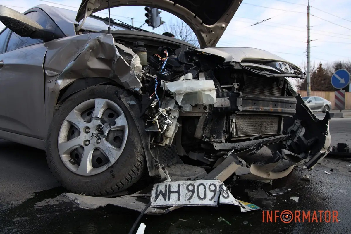     ѳ     Hyundai  Iveco:  