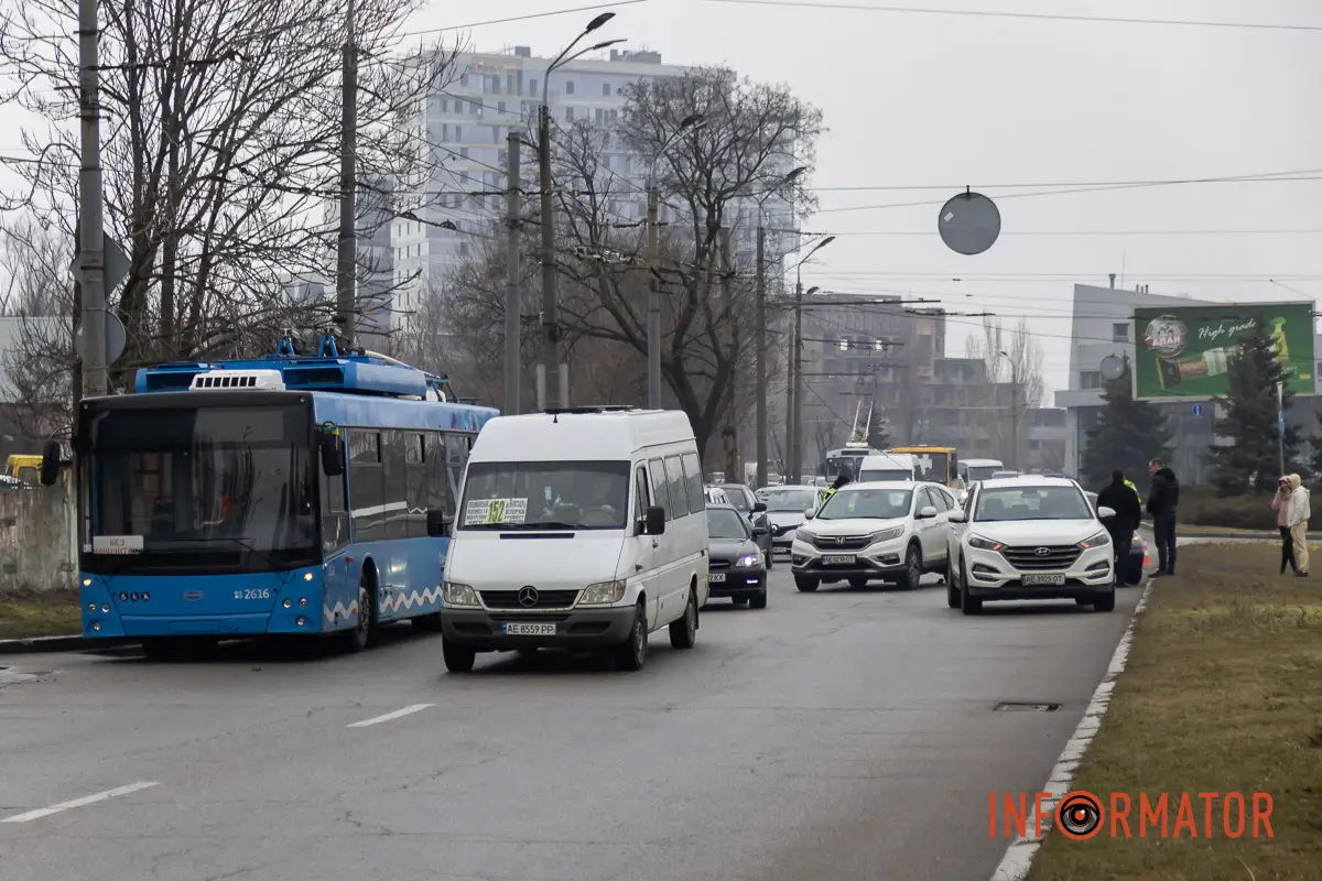            Hyundai, Lada  Honda:  