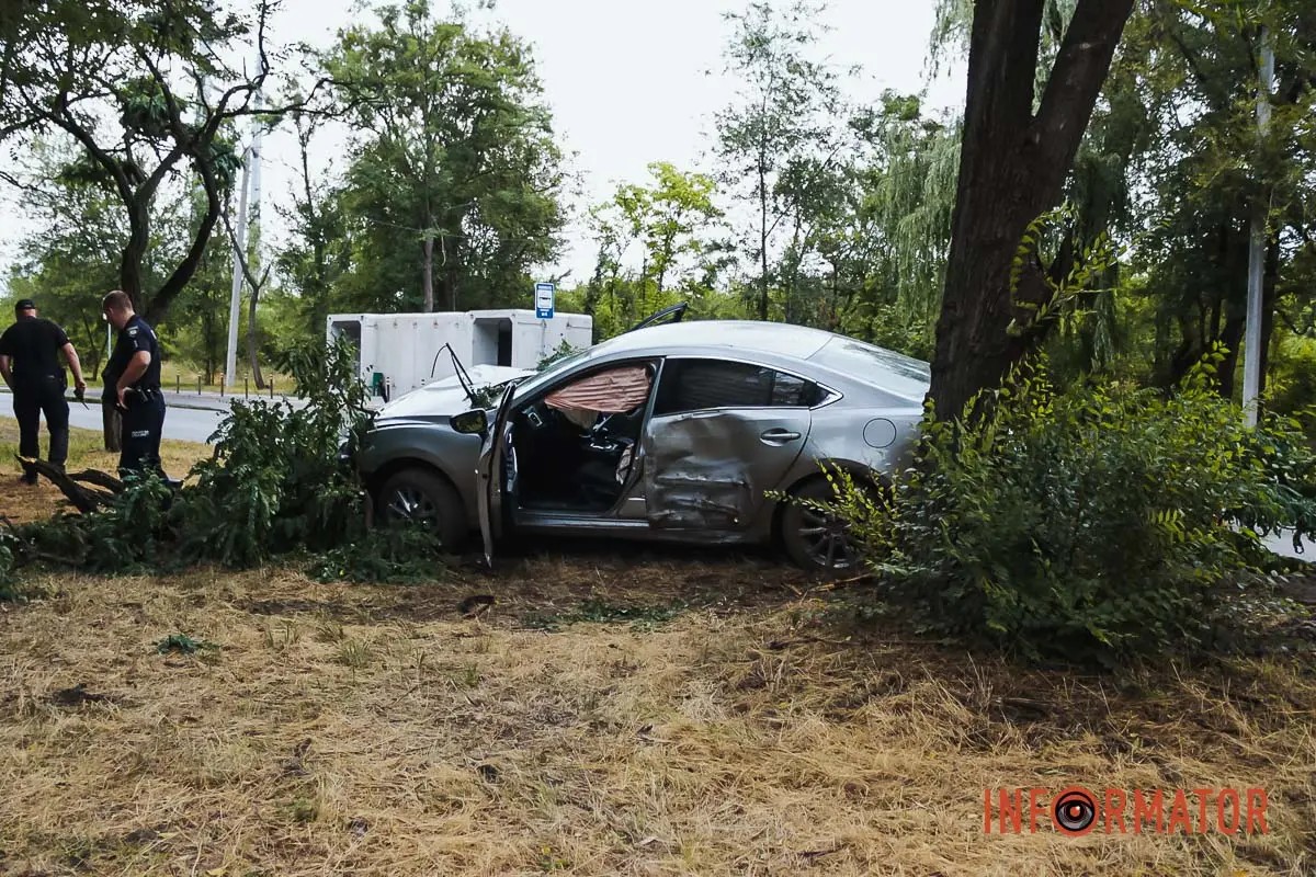      Mazda   :  