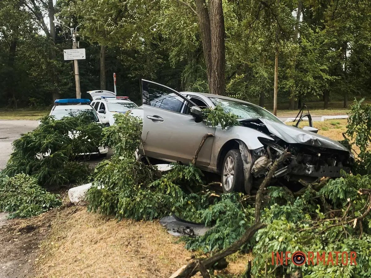      Mazda   :  