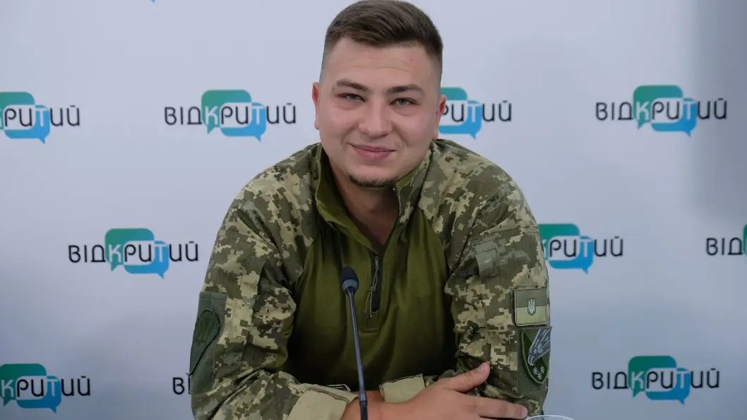  25-  ѳ       