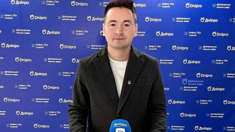  Чому ще не всі першокласники Дніпра отримали учнівські квитки?