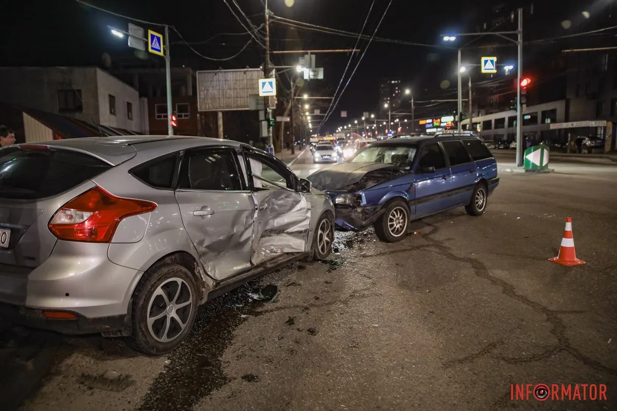        Ford  Volkswagen:  