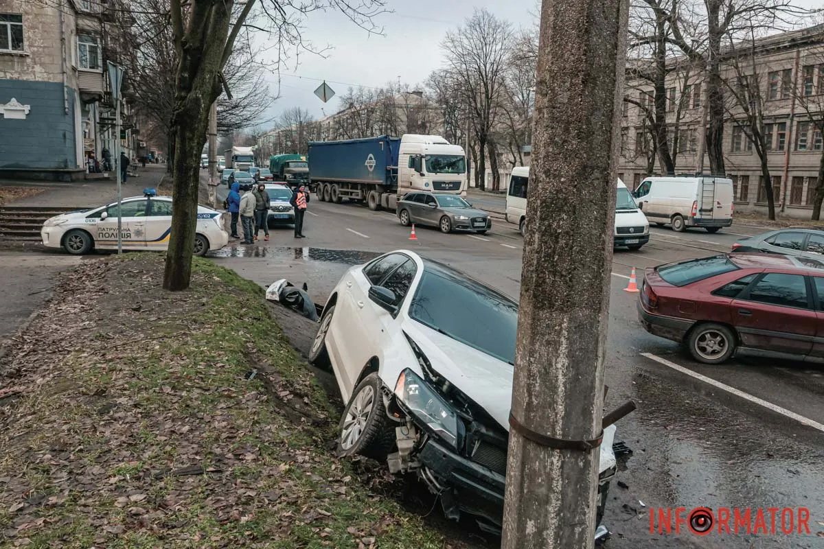      Volkswagen    Renault       