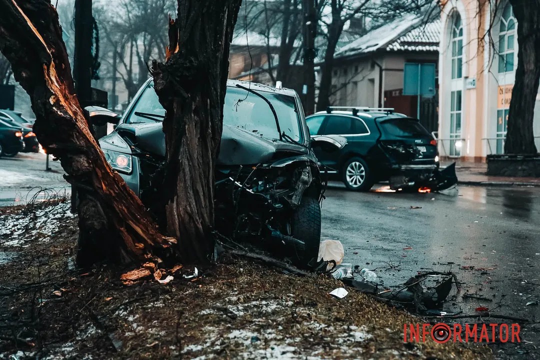     ѳ  Volkswagen   Audi    :  