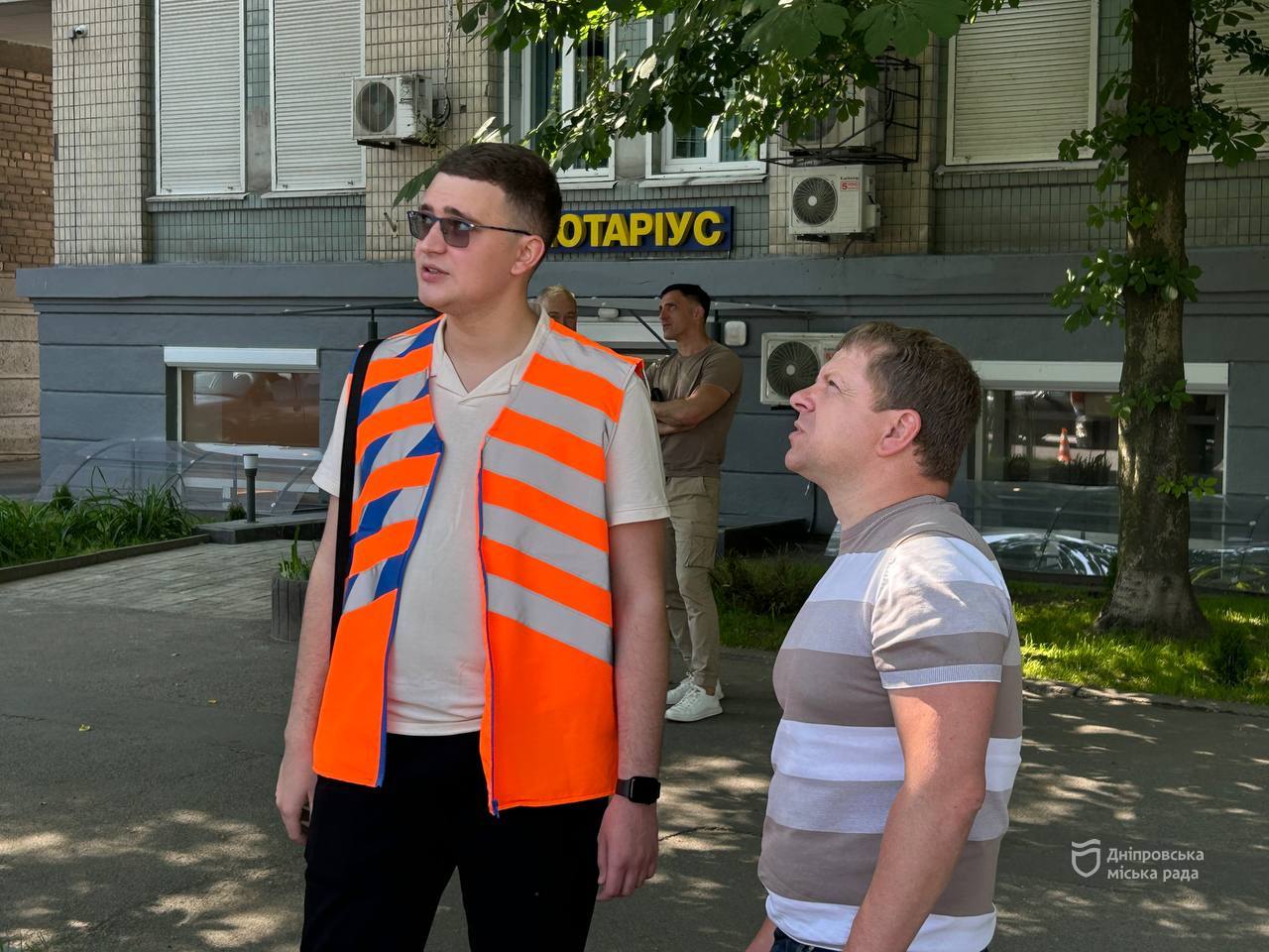                ѳ 