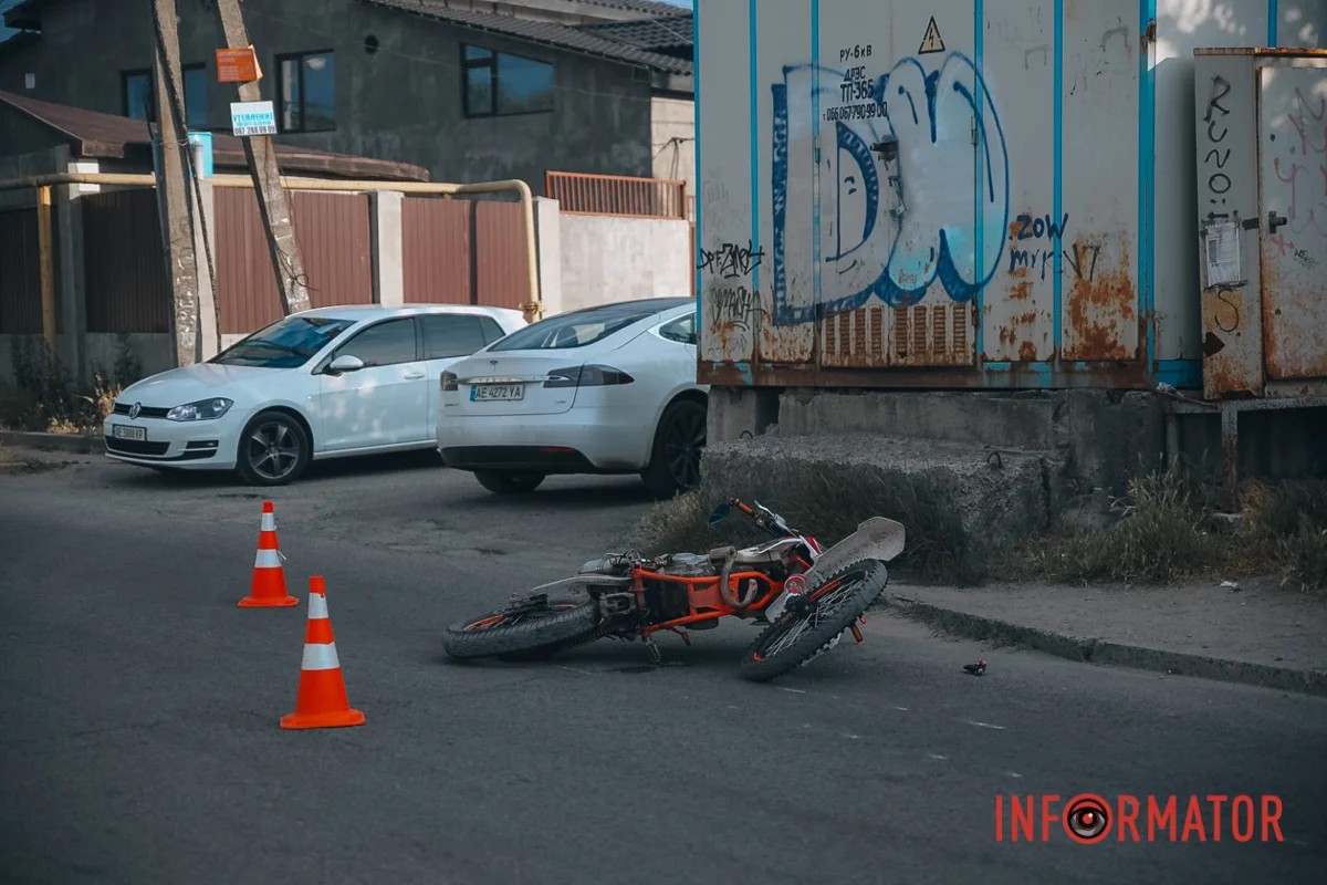        Hyundai  14-   Geon:   