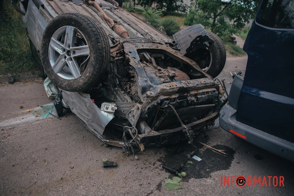      Nissan      Volkswagen:   