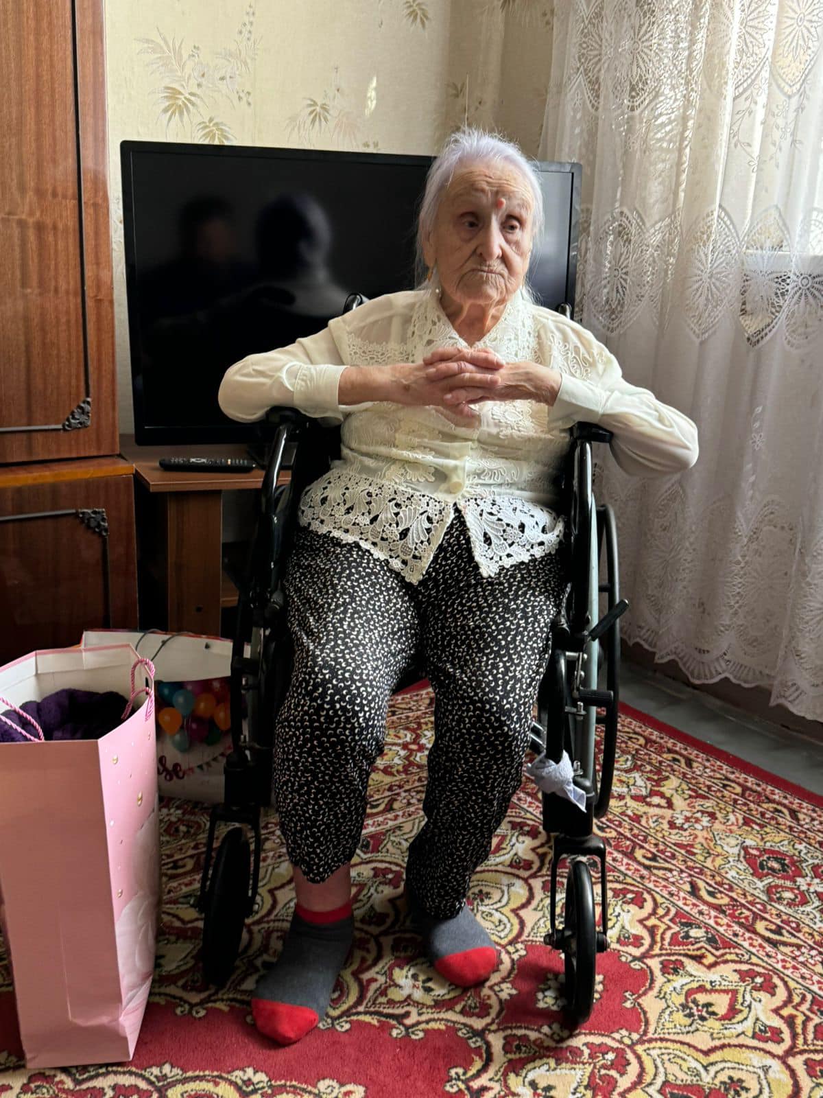     100- 