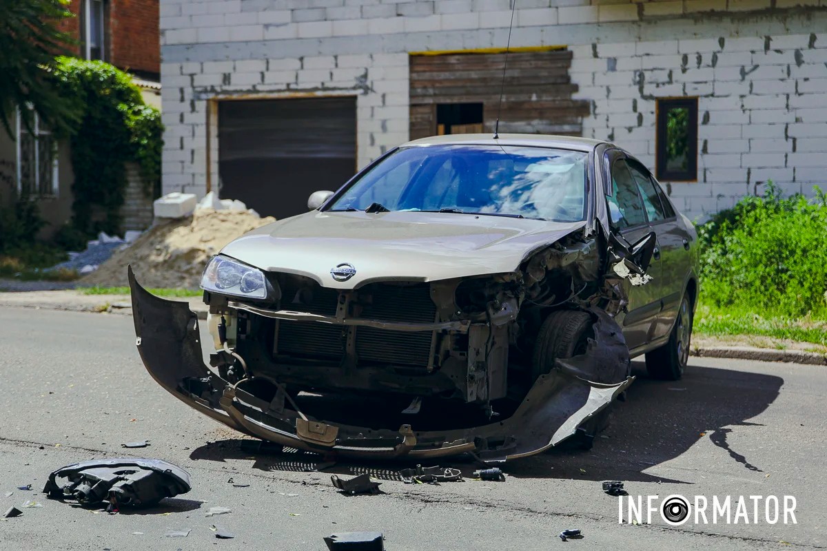         Nissan,   