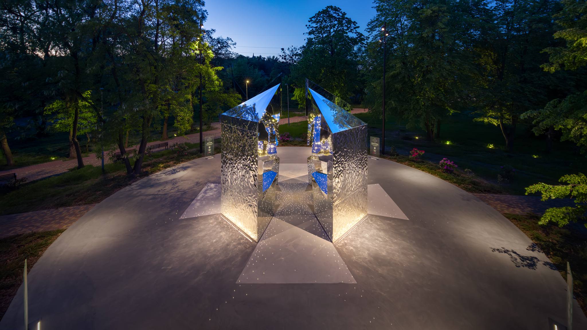   ZAHA HADID       