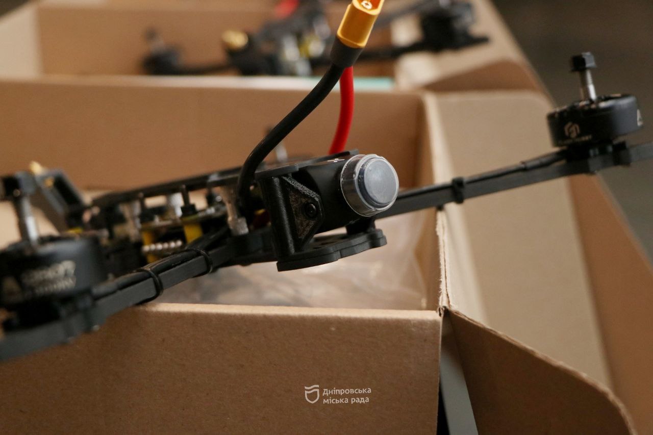      .      200 FPV-