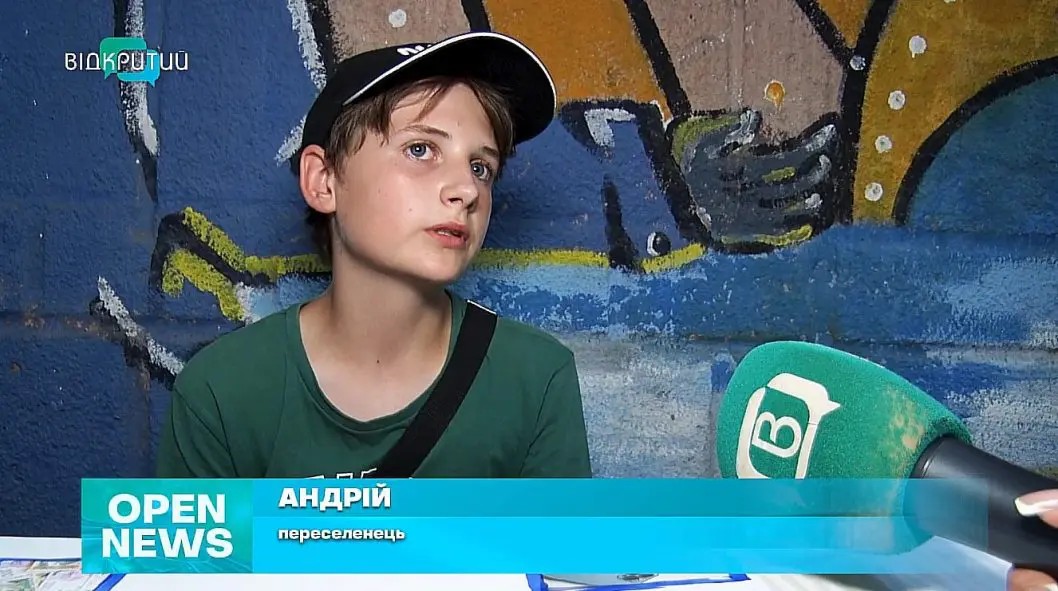  У Дніпрі в Мистецькому провулку для переселенців влаштували івент з вивчення англійської