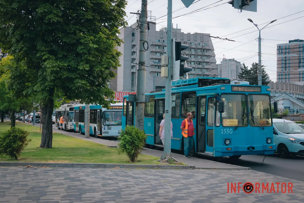     ѳ   Fiat  Mazda:   