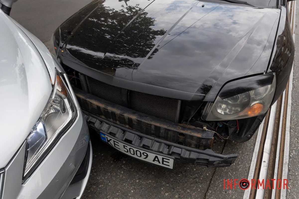         Seat  Mitsubishi:   5  