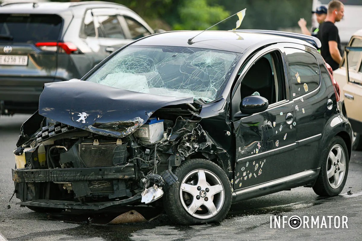       Peugeot  :  