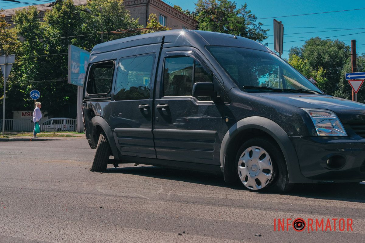      Ford   Volkswagen:  