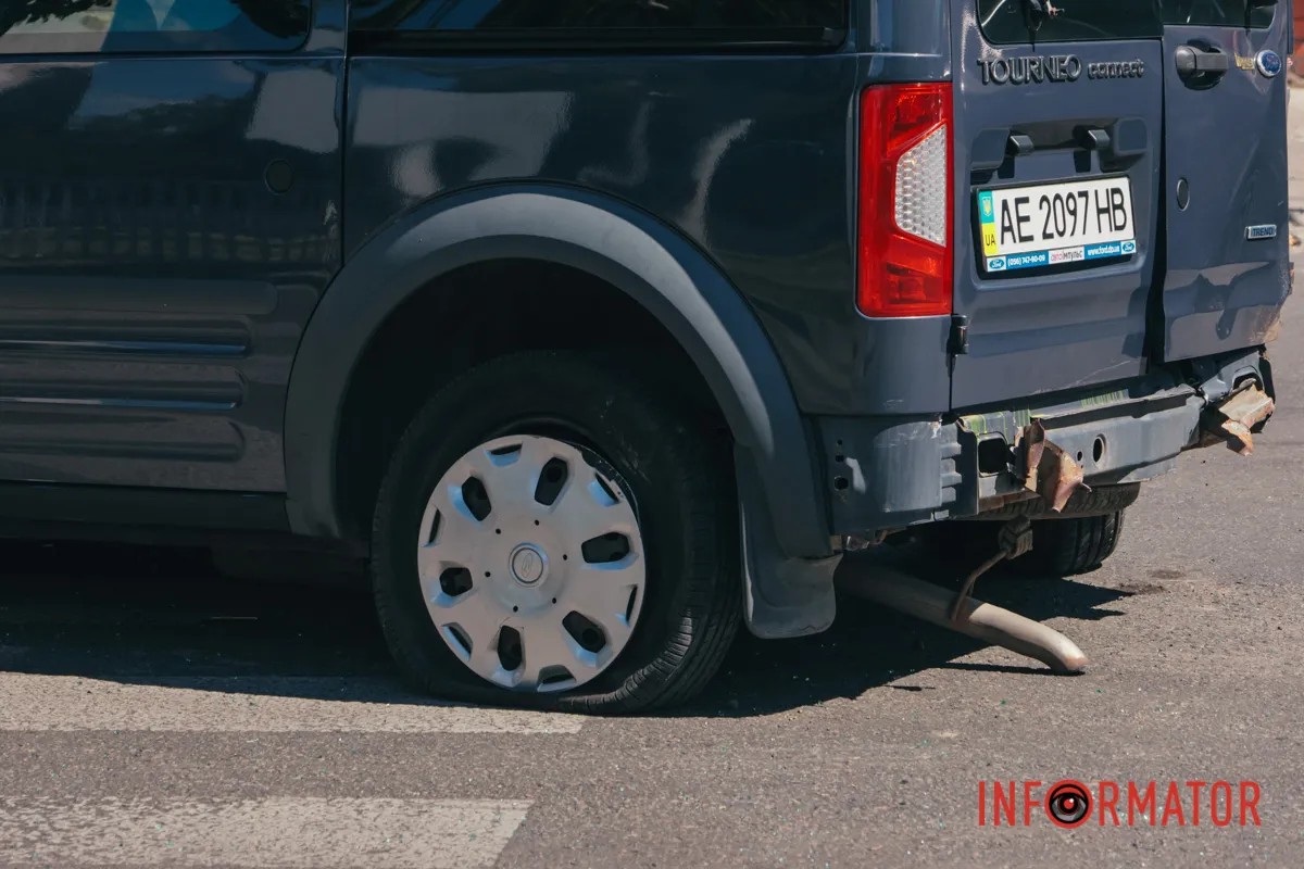      Ford   Volkswagen:  