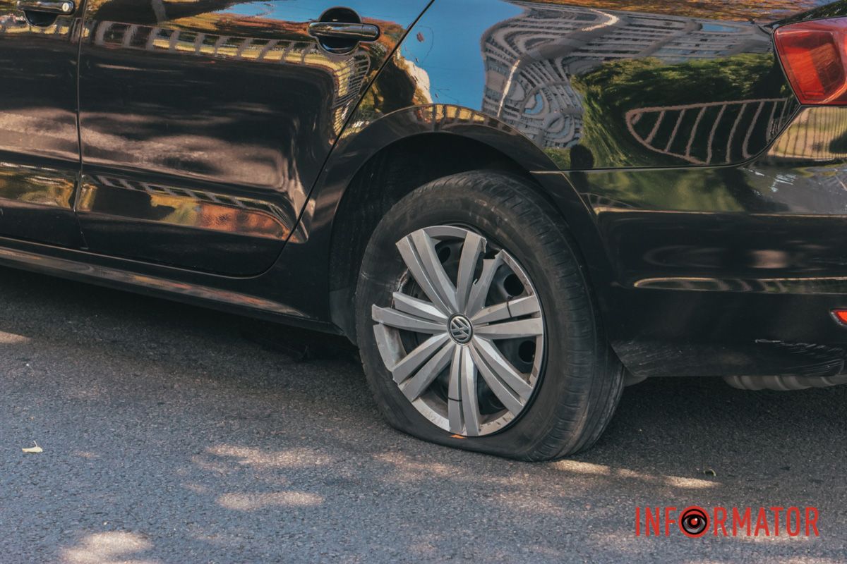      Ford   Volkswagen:  