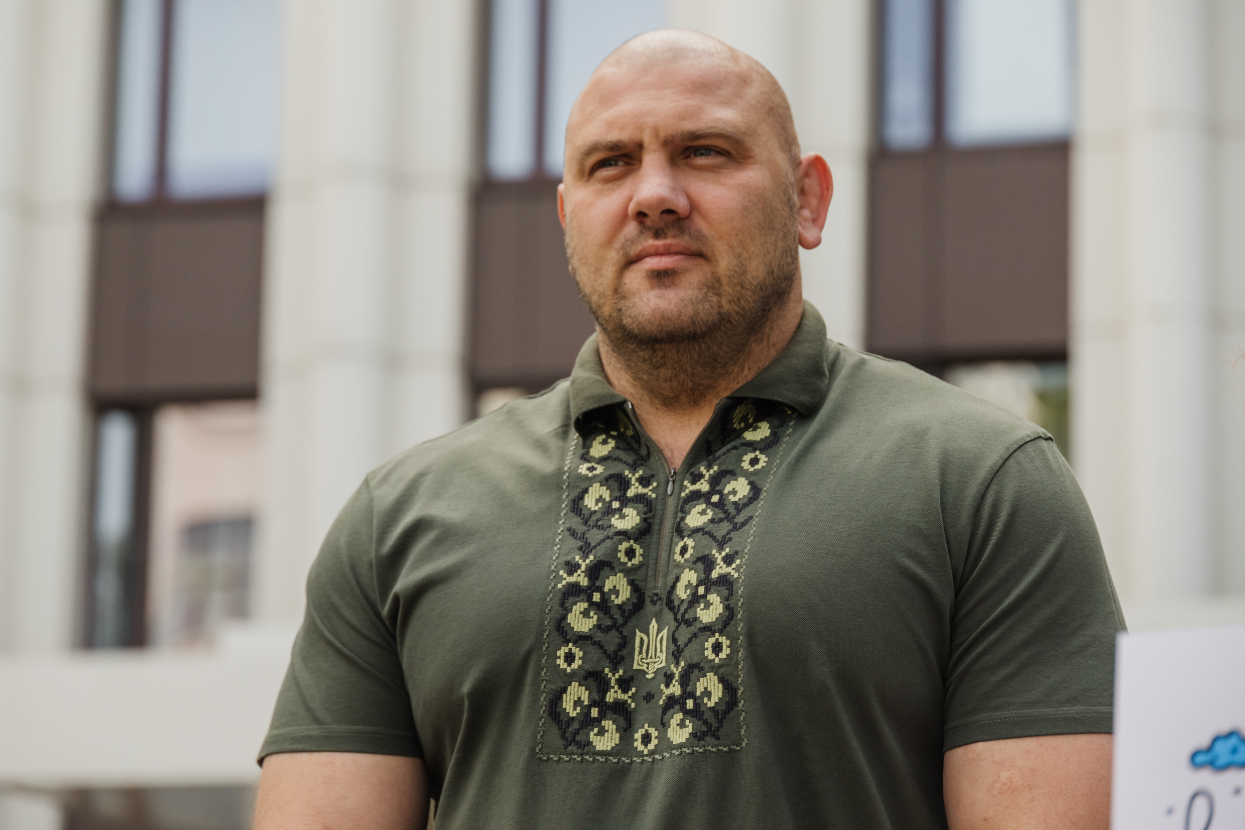    UA:    ,  33-   