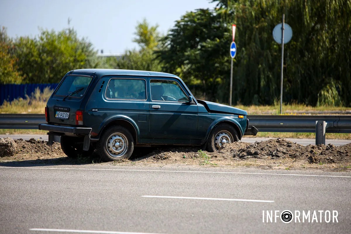   '    Renault  :    