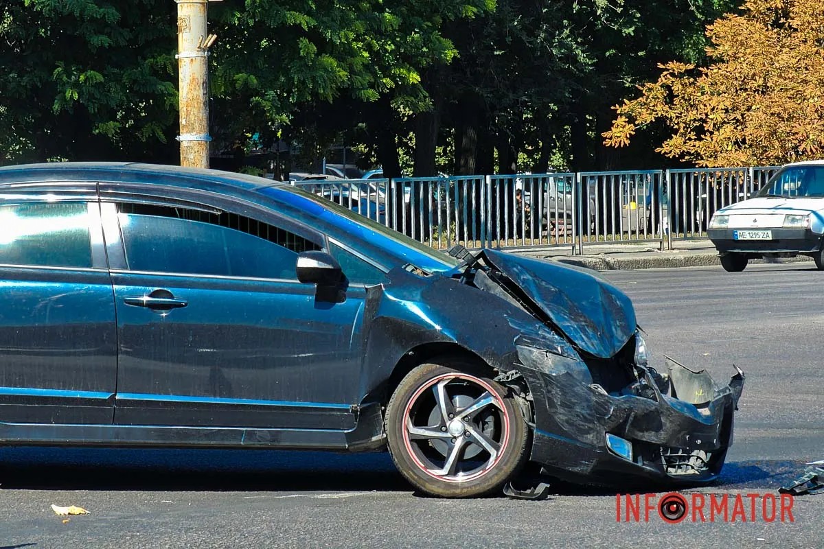        Lexus  Honda:  